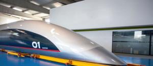 "Hyperloop inside" : découvrez la capsule d'Hyperloop Transportation Technologies en taille réelle